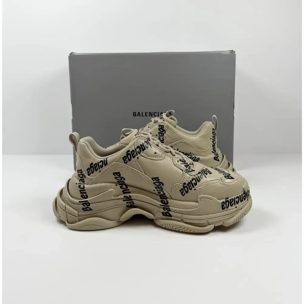 Size 40EU/10W - Balenciaga Triple S Beige Allover Logo NEW! - Picture 5 of 11